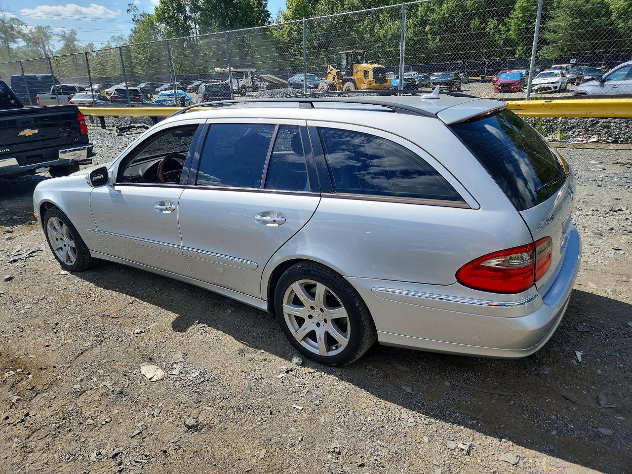 2007 Mercedes-Benz E 350 4Matic Wagon - Фото 2