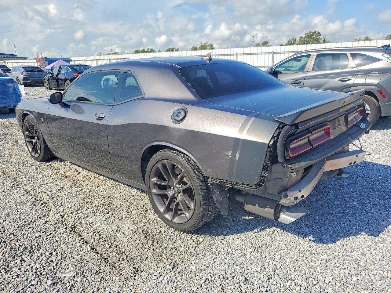 2021 Dodge Challenger R/T Scat Pack - Фото 2