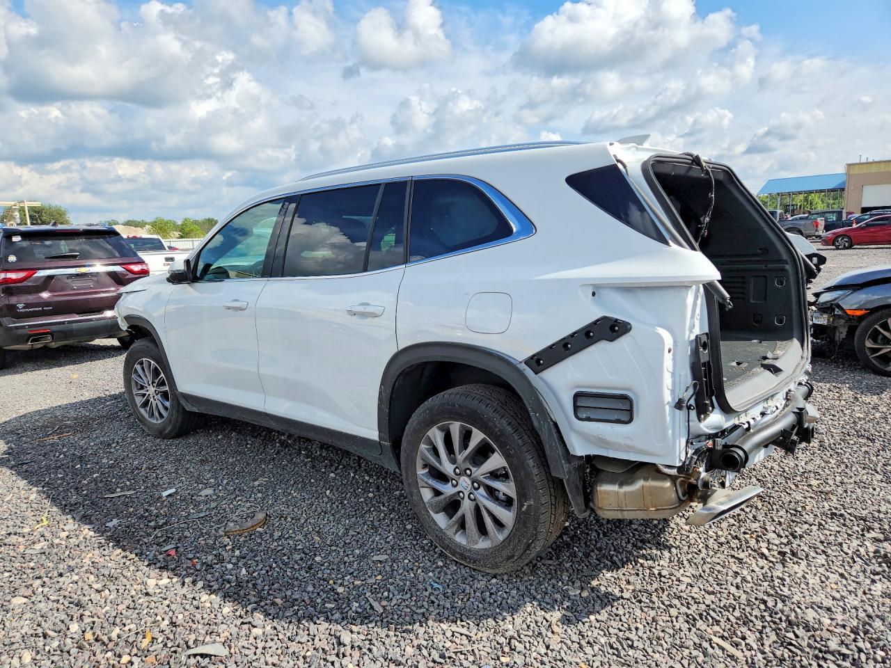 2026 Buick Enclave Preferred - Image 2
