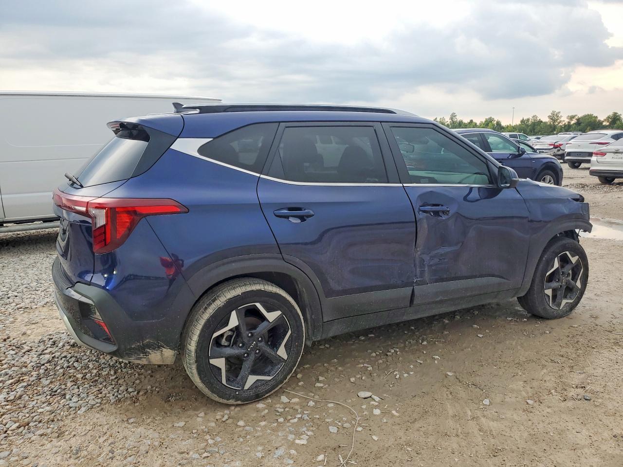 2024 Kia Seltos Ex - Фото 3