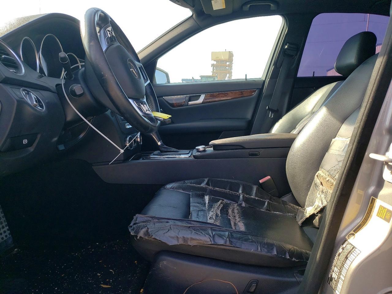 2012 Mercedes-Benz C 250 - Фото 7