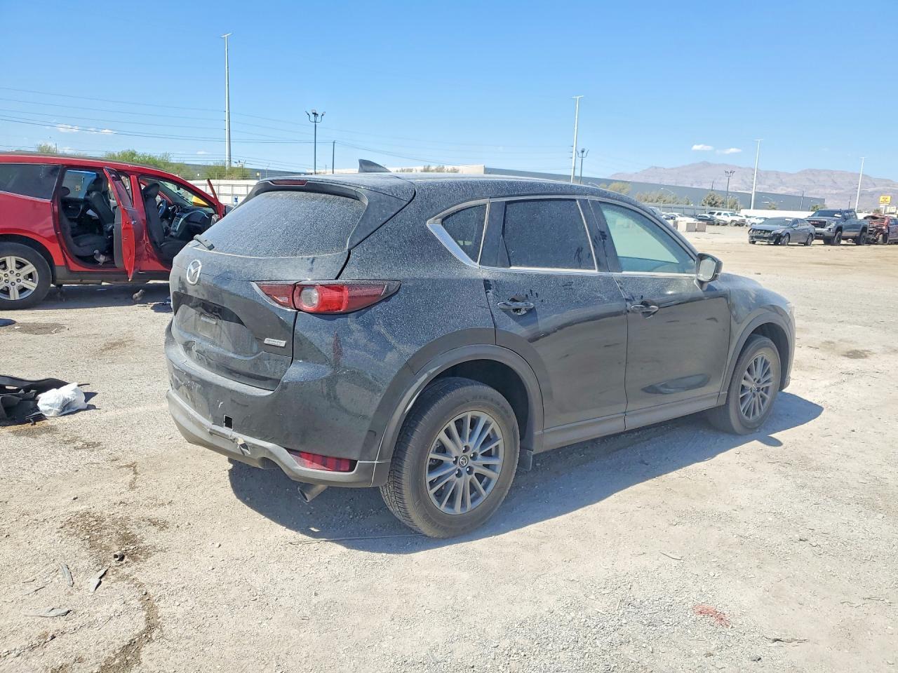 2017 Mazda Cx-5 Touring - Image 3