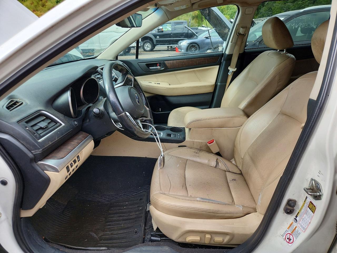 2018 Subaru Outback 3.6R Limited - Image 7