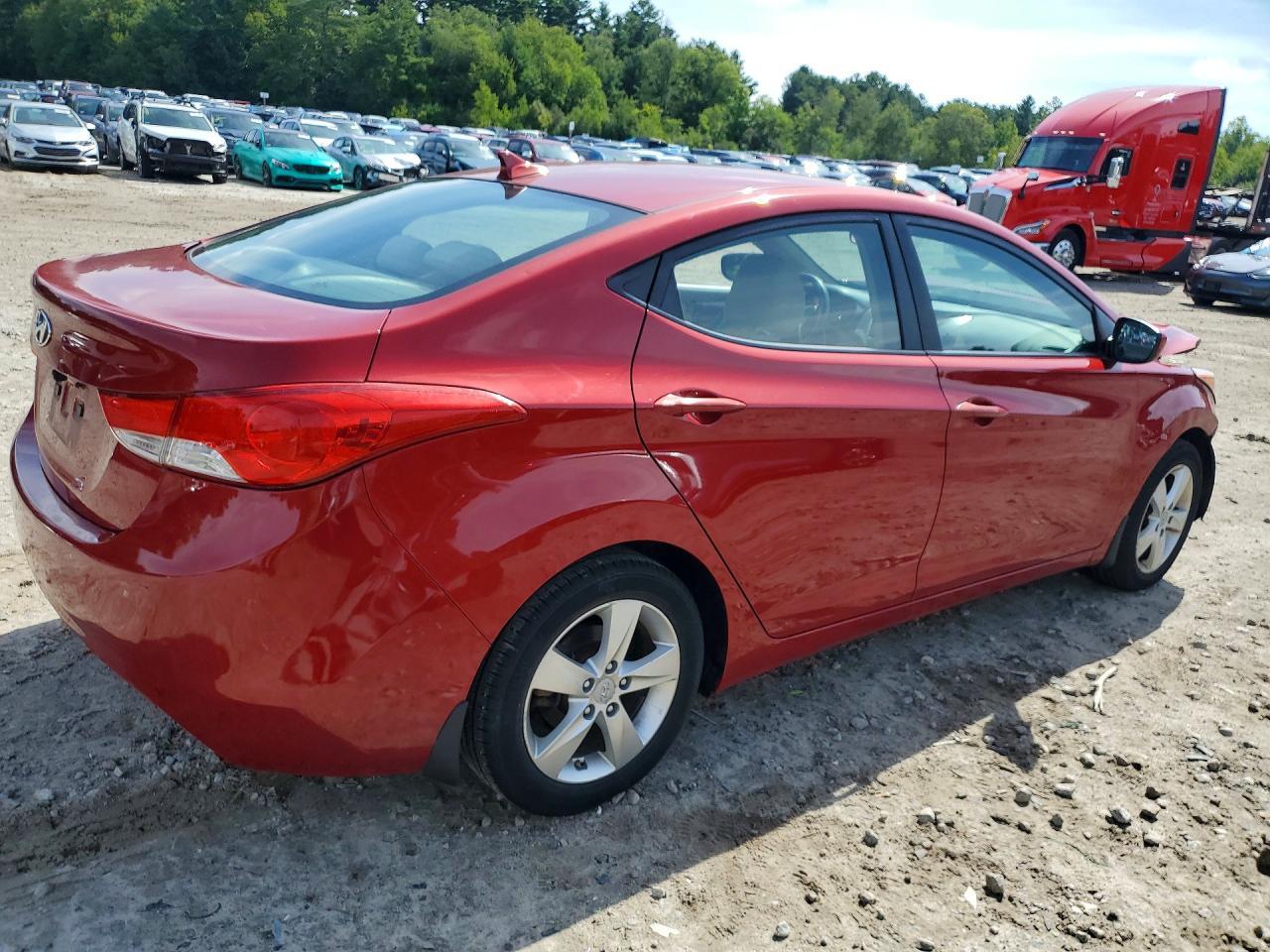 2013 Hyundai Elantra Gls - Image 3