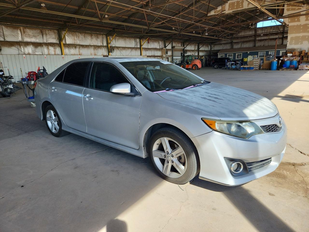 2012 Toyota Camry Se - Image 4