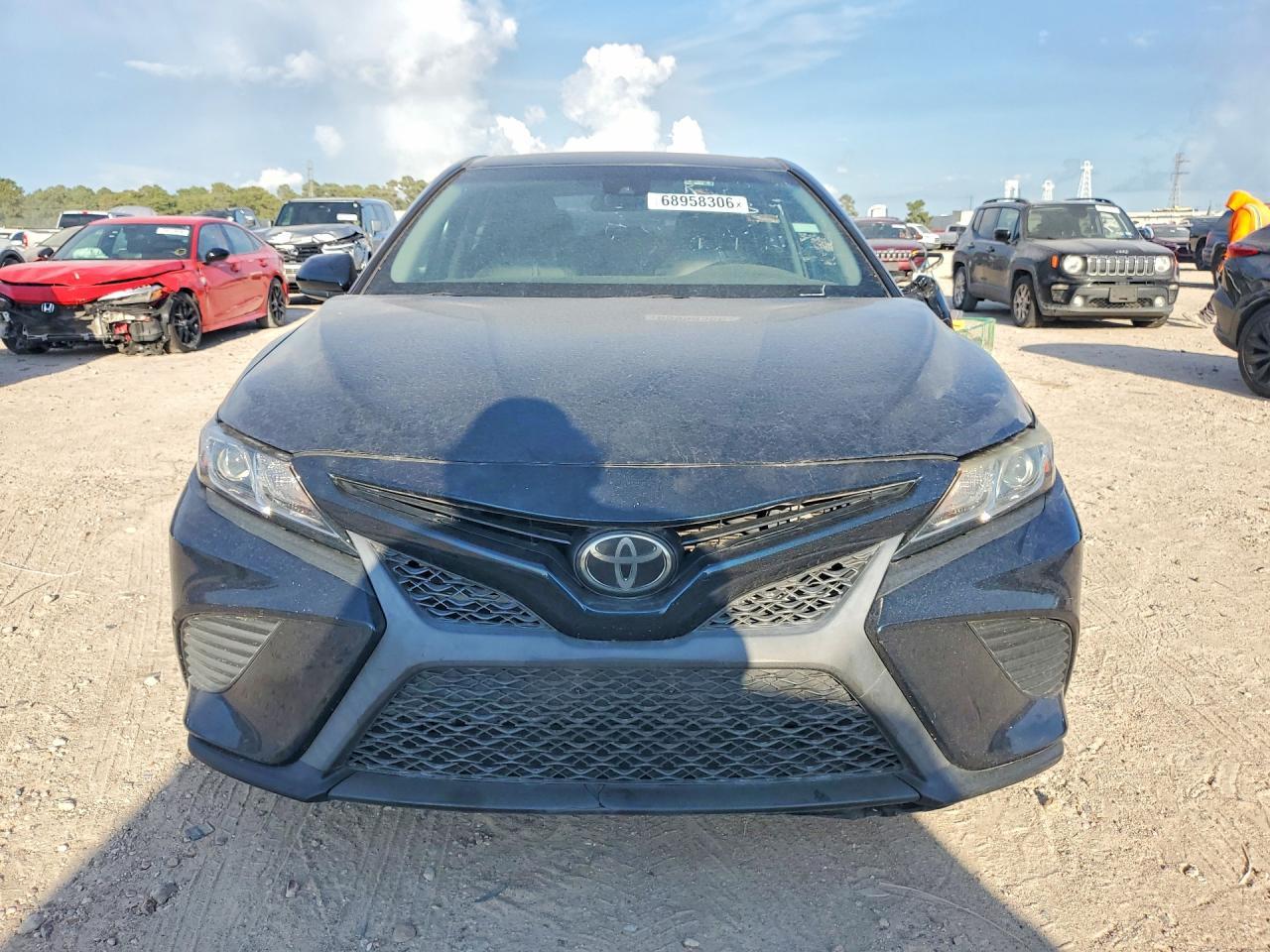 2019 Toyota Camry Se - Фото 5