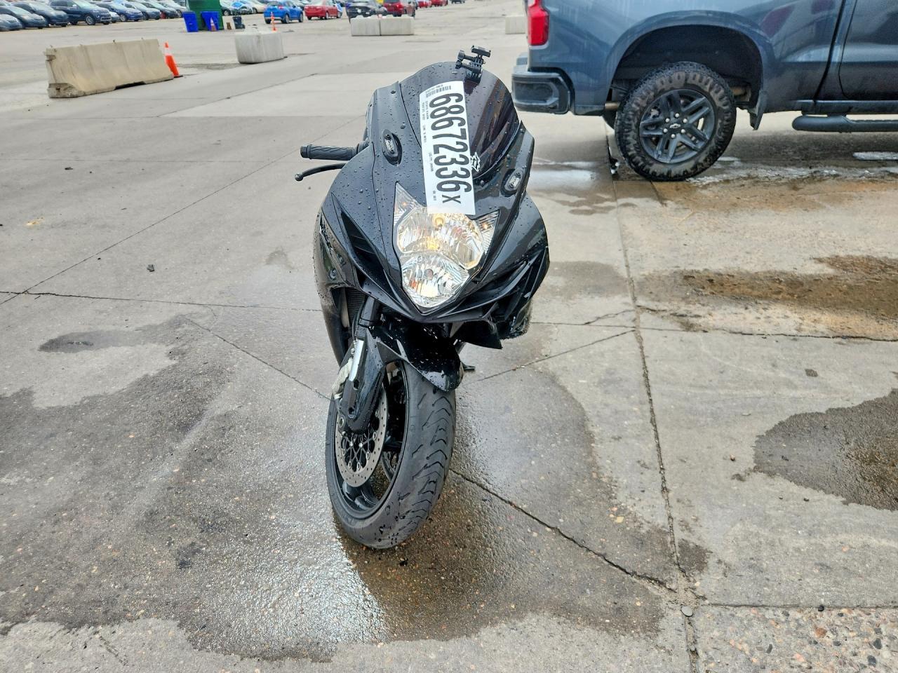 2023 Suzuki Gsx-R600 - Image 2