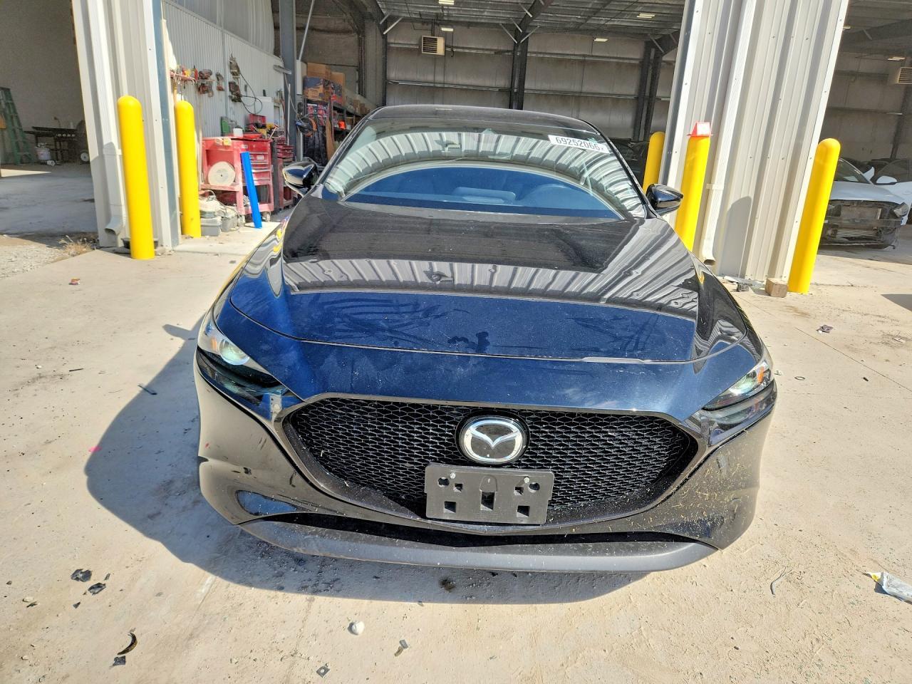 2020 Mazda 3 Preferred - Image 5