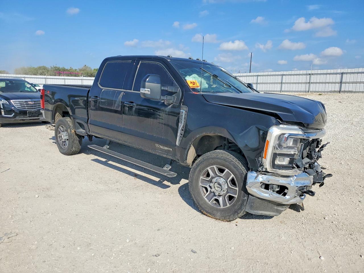 2023 Ford F250 Super Duty - Image 4