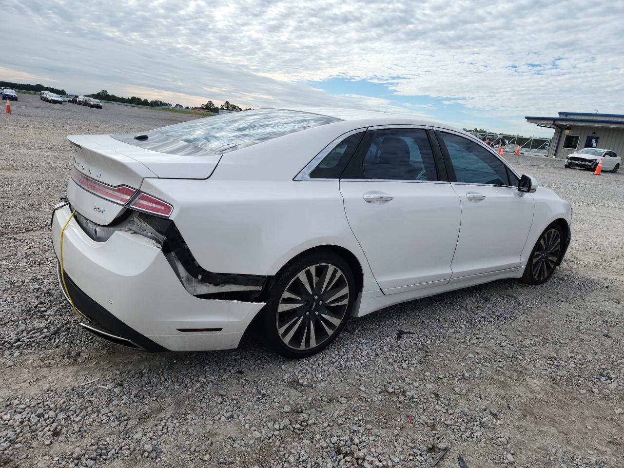 2017 Lincoln Mkz Select - Image 3