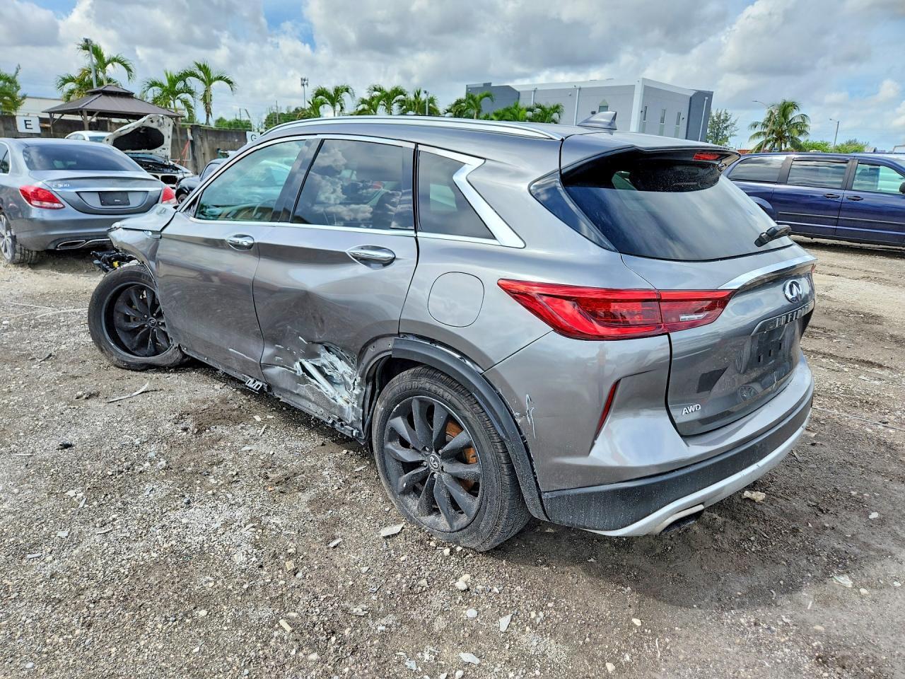 2019 Infiniti Qx50 Essential - Фото 2