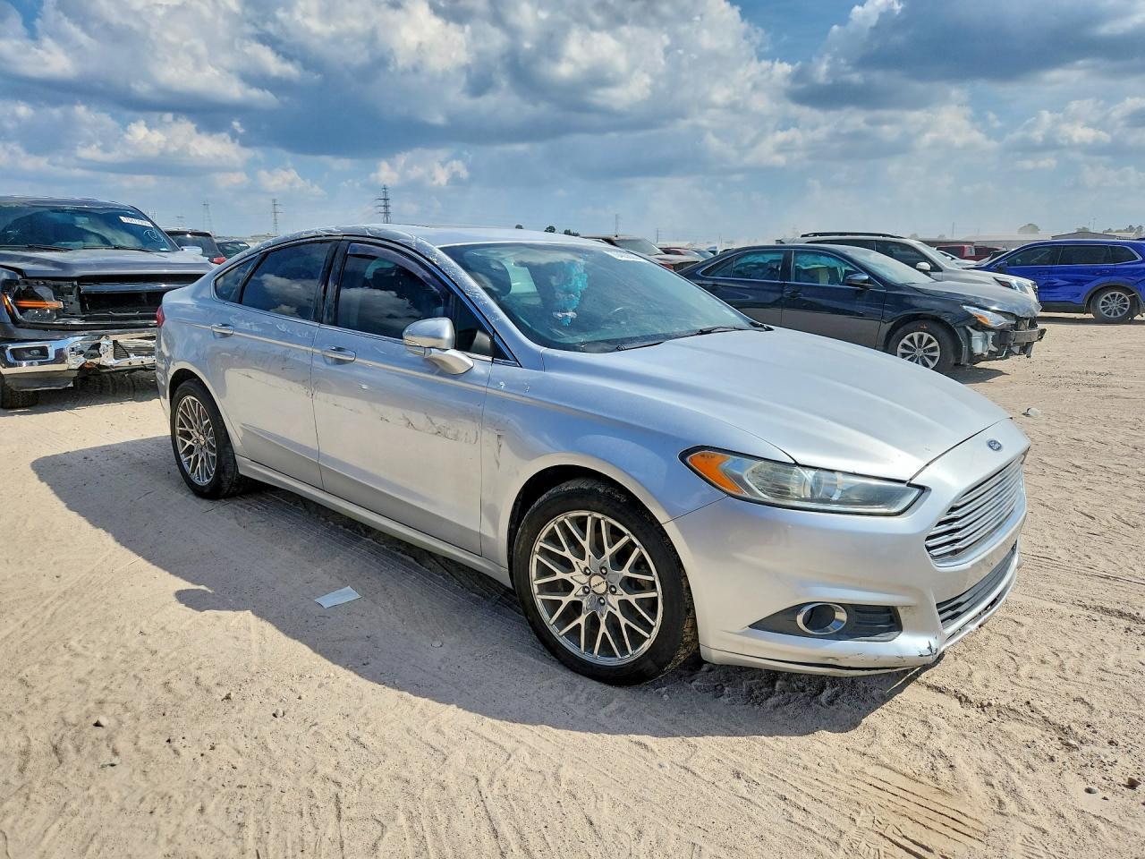 2016 Ford Fusion Se - Фото 4