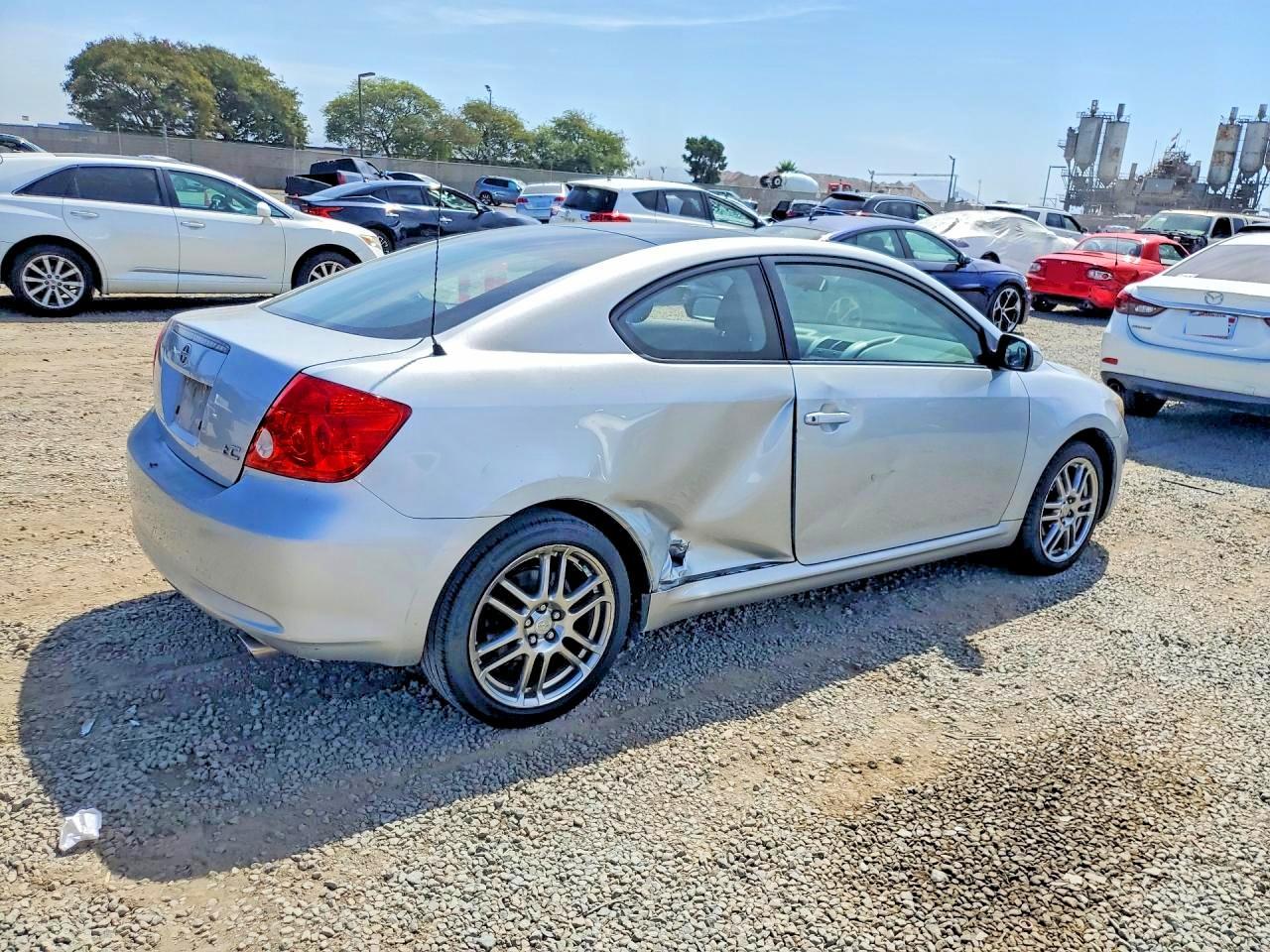 2005 Scion Tc Base - Фото 3