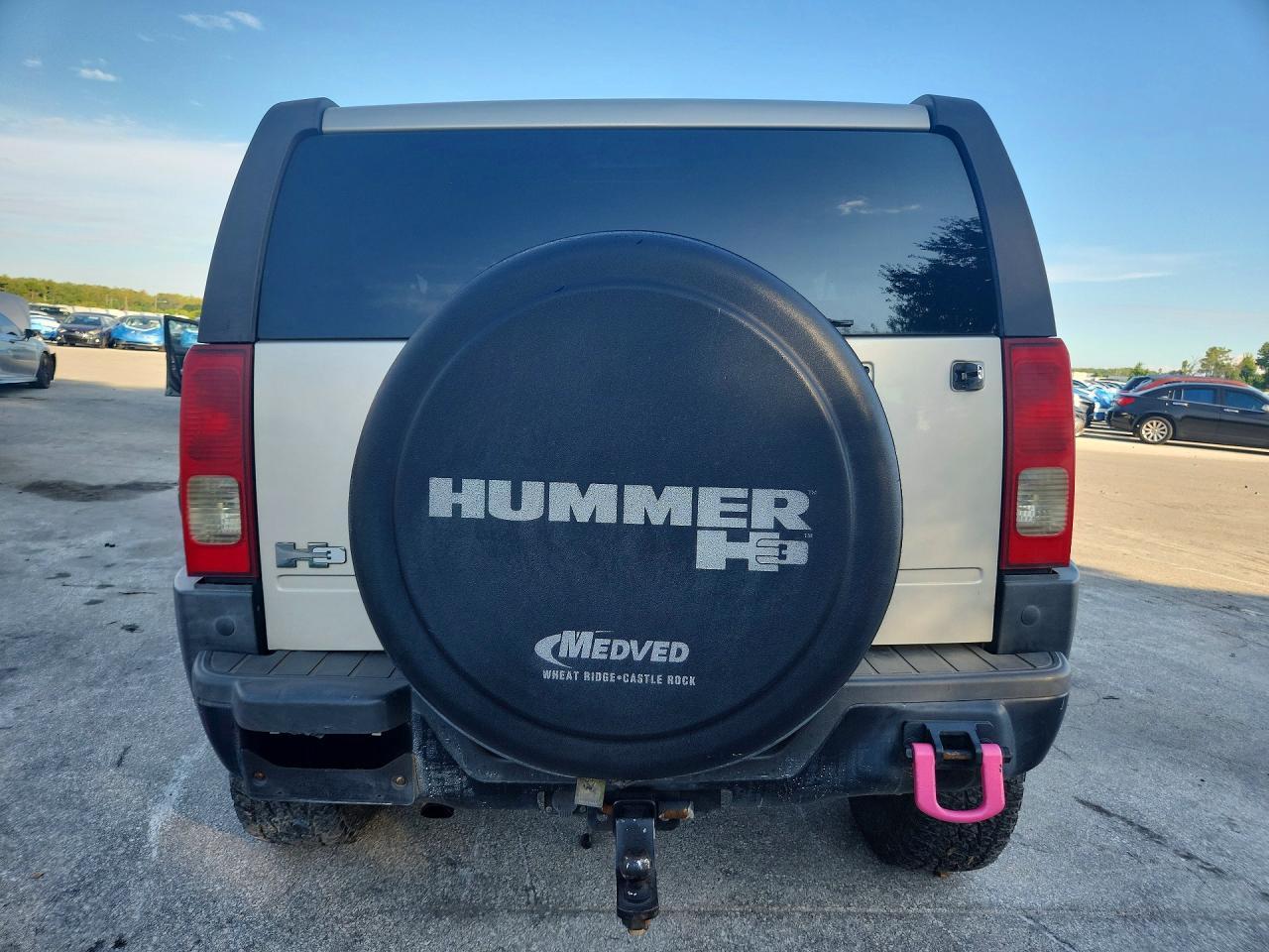2007 Hummer H3 - Image 6