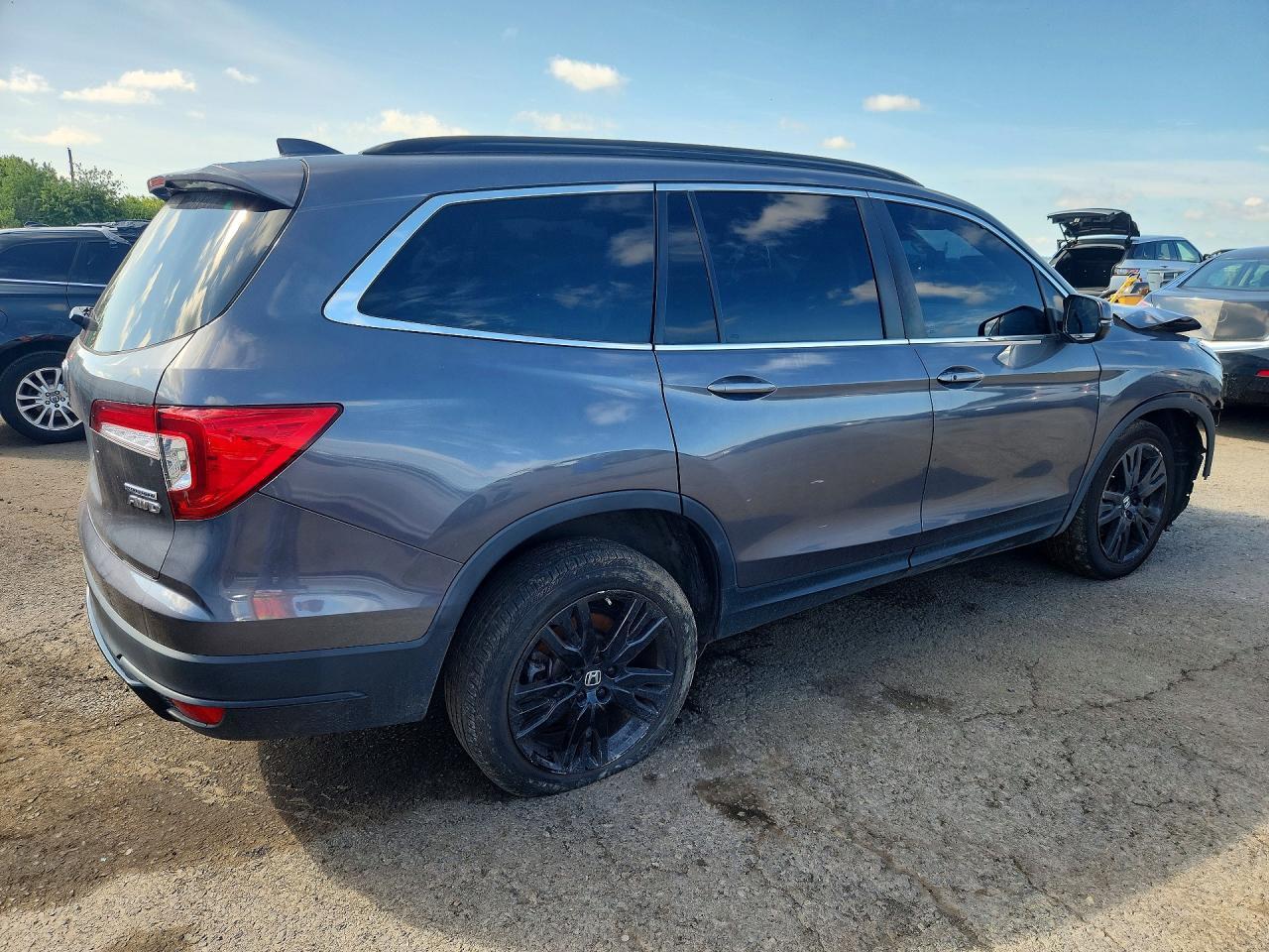 2022 Honda Pilot Se - Фото 3