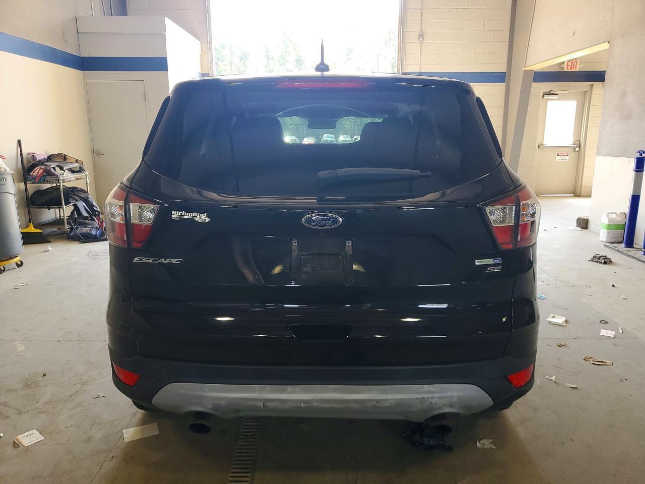 2017 Ford Escape Se - Фото 6