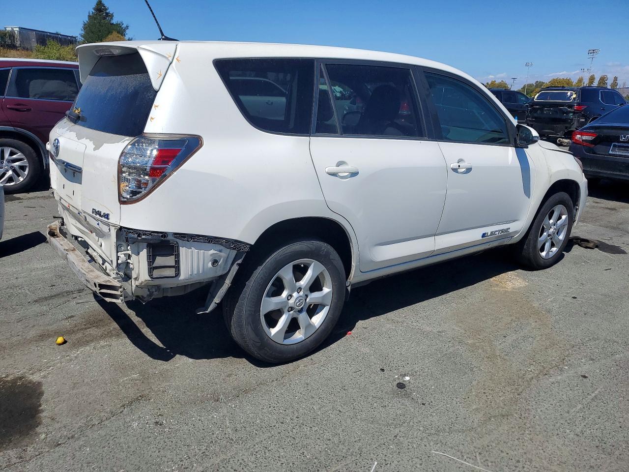2014 Toyota Rav4 Ev Base - Фото 3