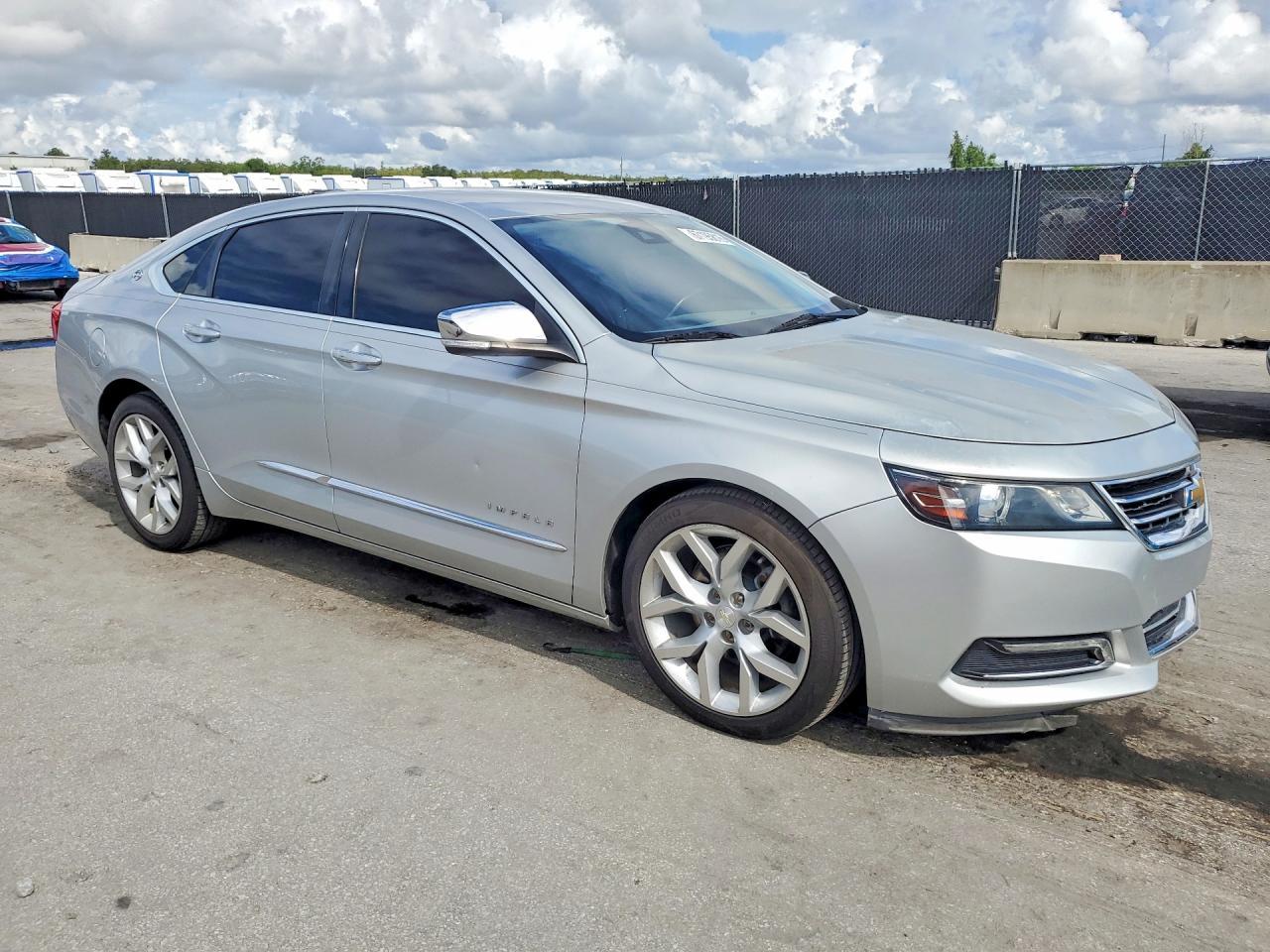 2017 Chevrolet Impala Premier - Фото 4