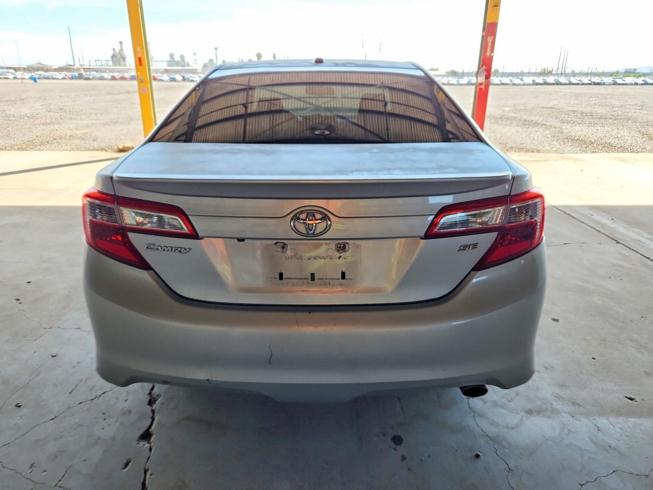2012 Toyota Camry Se - Image 6
