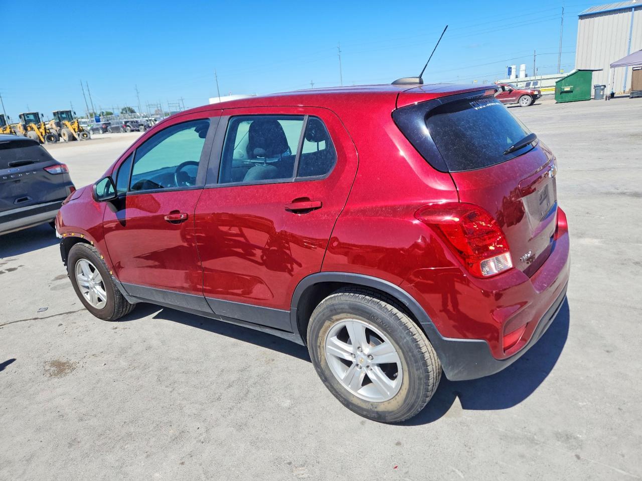 2021 Chevrolet Trax Ls - Фото 2