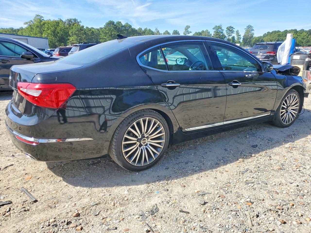 2014 Kia Cadenza Premium - Image 3