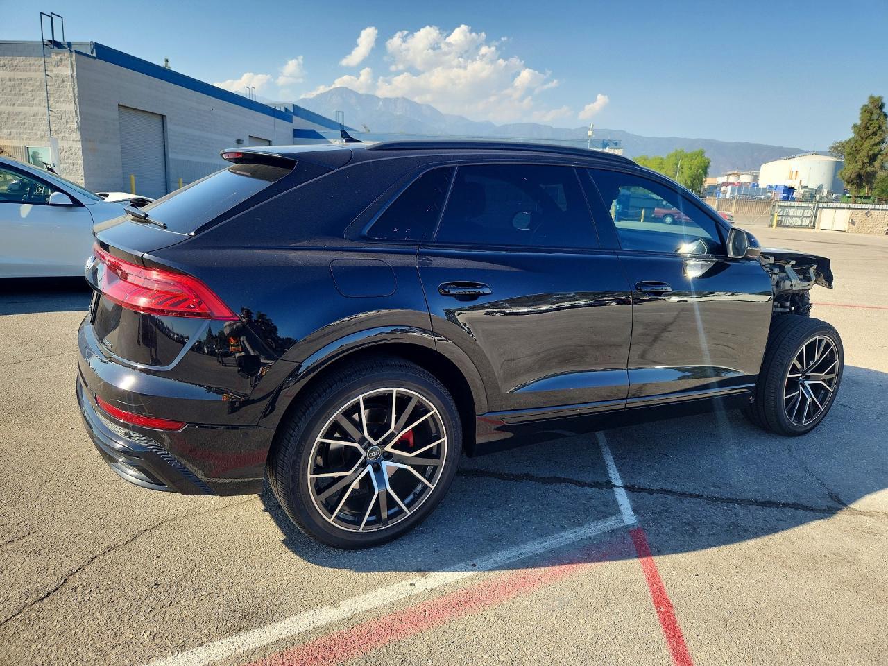 2020 Audi Q8 Premium Plus S-Line - Image 3
