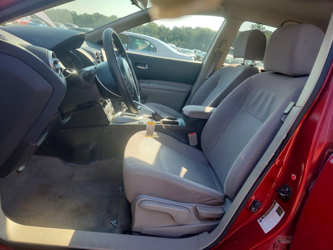 2013 Nissan Rogue S - Image 7