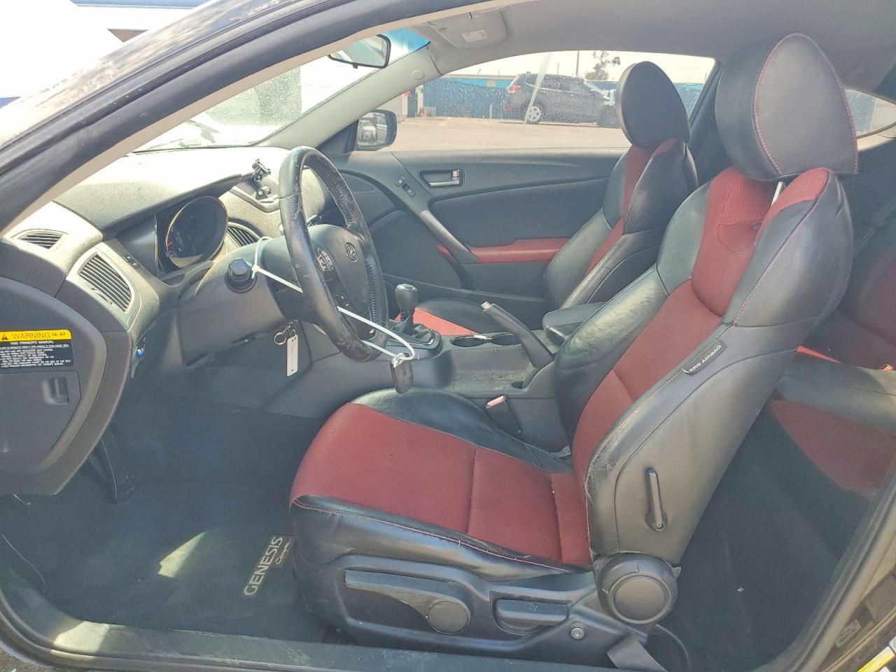 2011 Hyundai Genesis Coupe 3.8L R-Spec - Фото 7