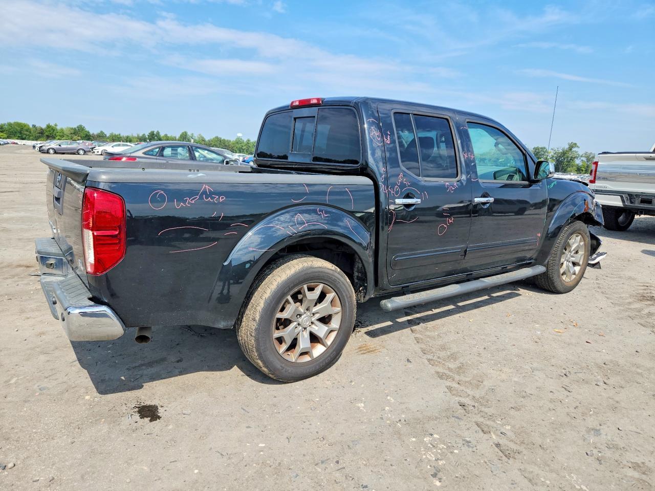 2019 Nissan Frontier Sl - Image 3
