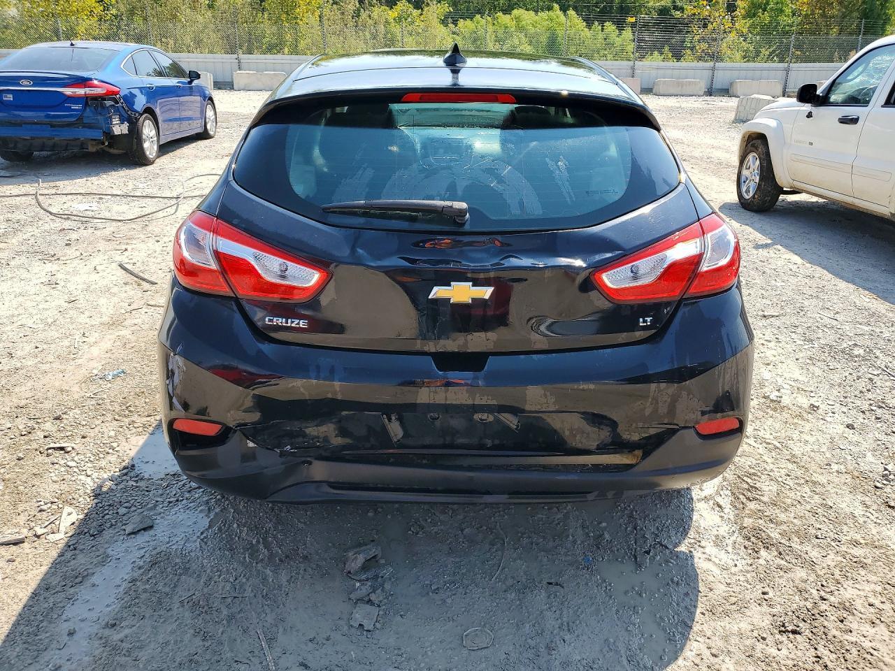 2018 Chevrolet Cruze Lt - Image 6