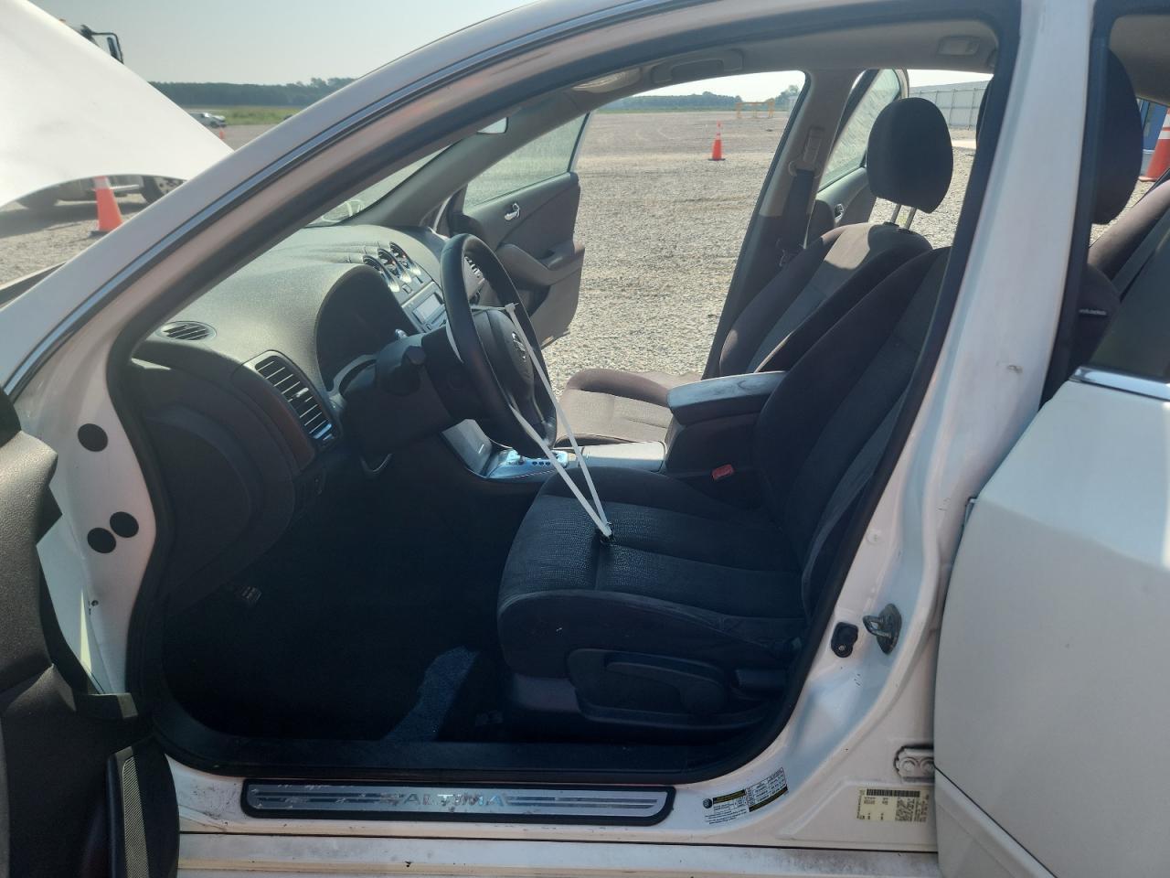 2011 Nissan Altima 2.5 - Image 7