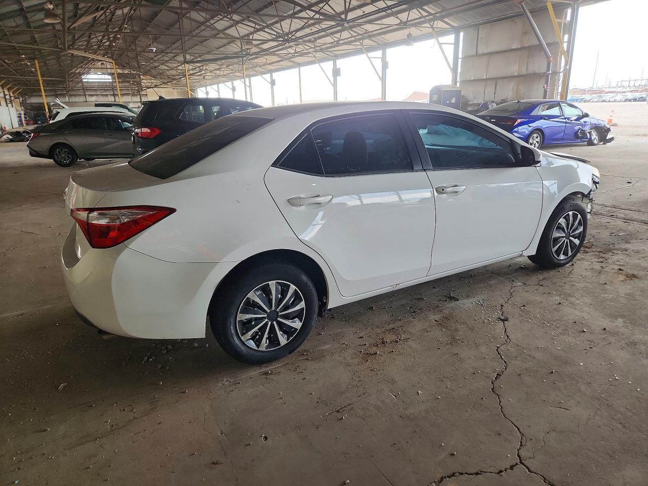 2014 Toyota Corolla - Фото 3
