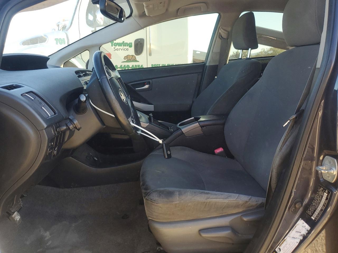 2013 Toyota Prius Four - Image 7