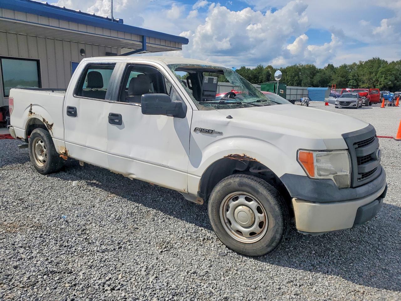 2014 Ford F150 Supercrew - Фото 4