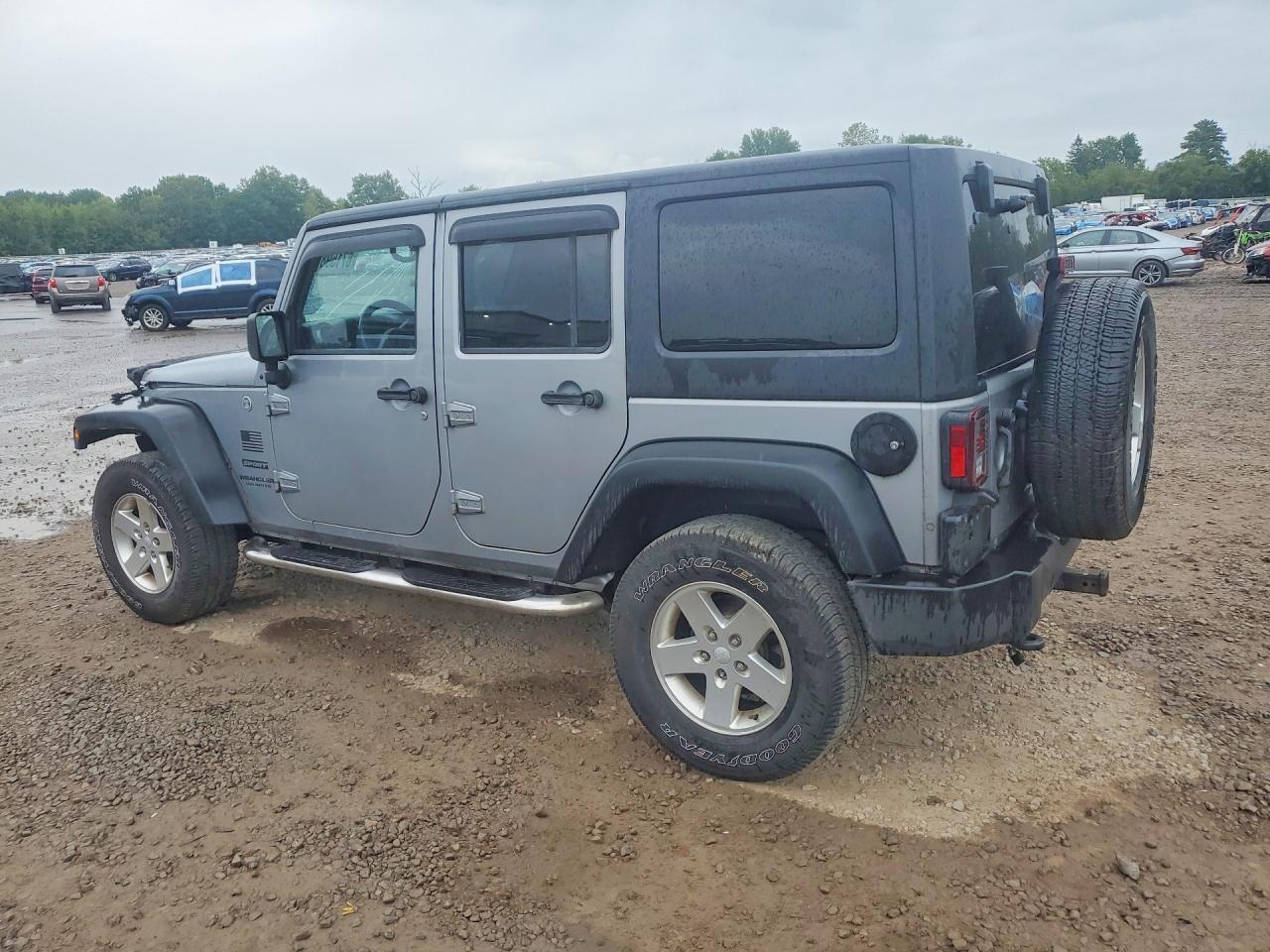 2014 Jeep Wrangler Unlimited Sport - Image 2
