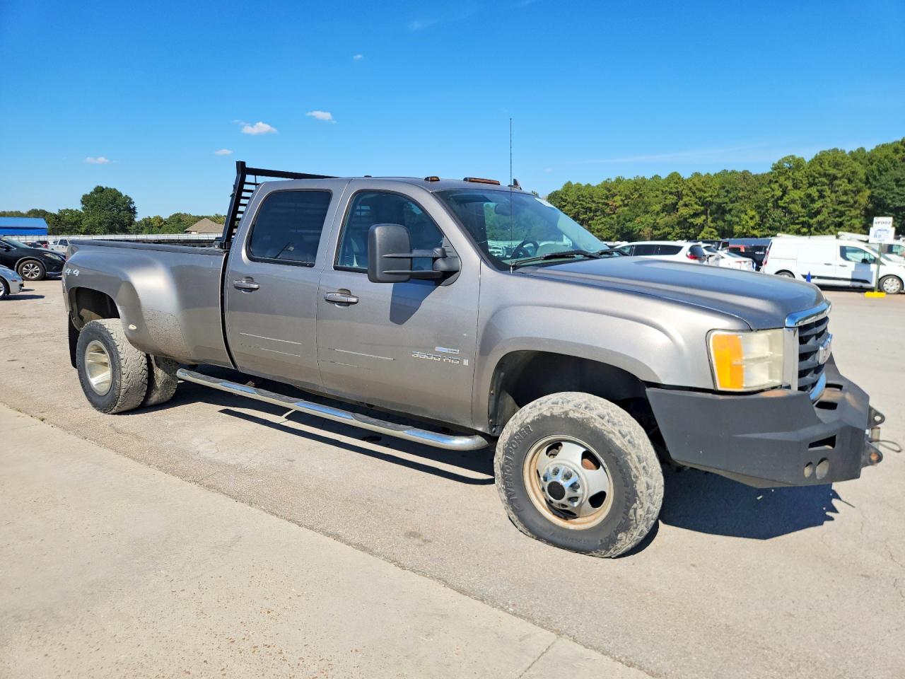2008 GMC Sierra K3500 - Image 4