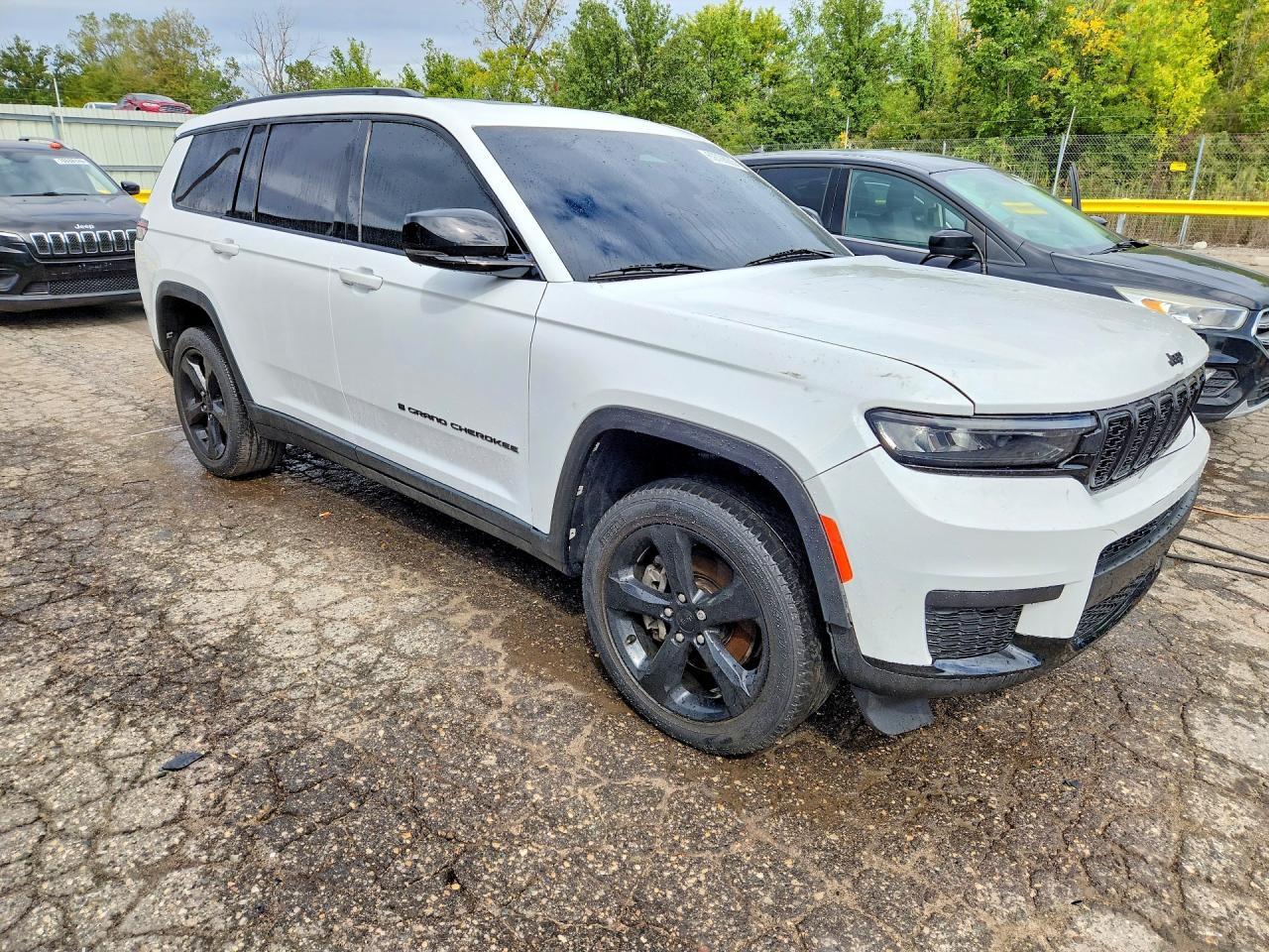 2022 Jeep Grand Cherokee L Laredo - Фото 4
