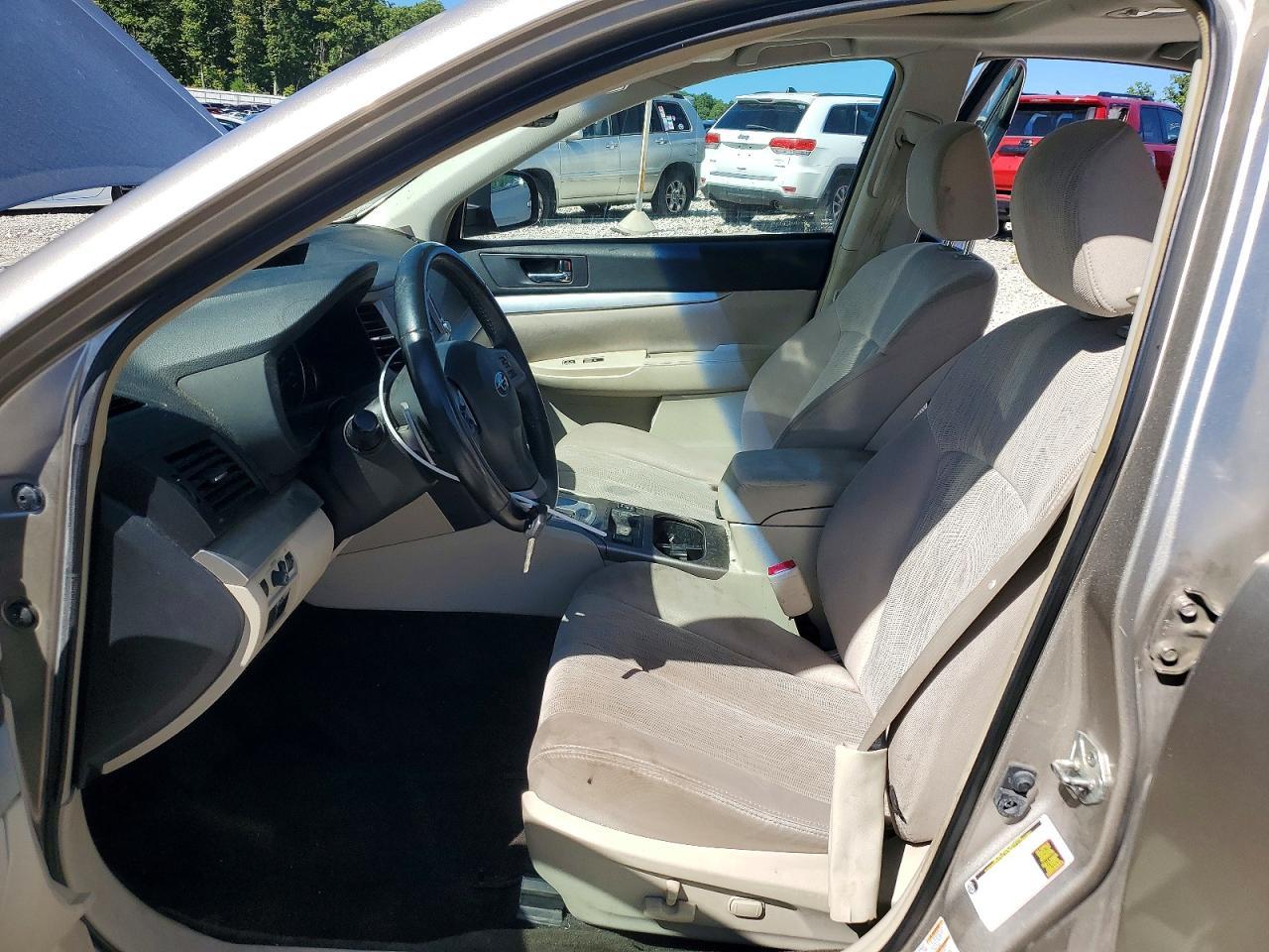 2014 Subaru Legacy 2.5I Premium - Фото 7