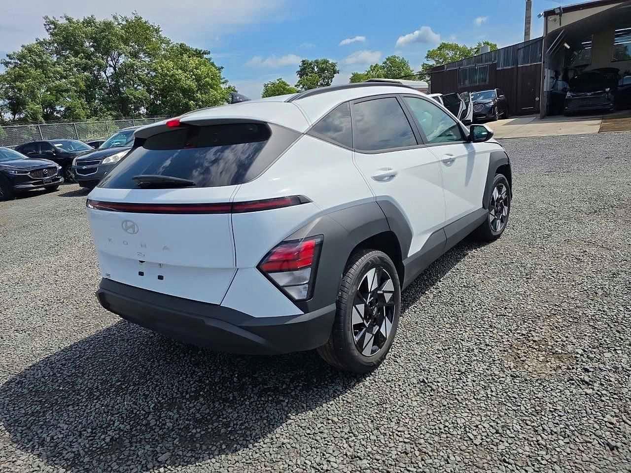 2025 Hyundai Kona Sel - Image 4