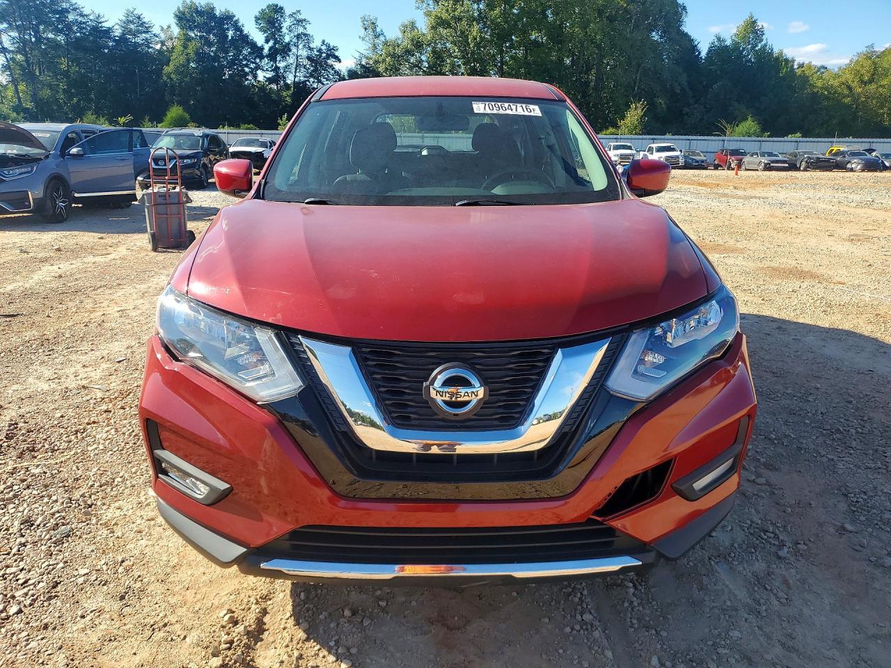 2017 Nissan Rogue S - Фото 5