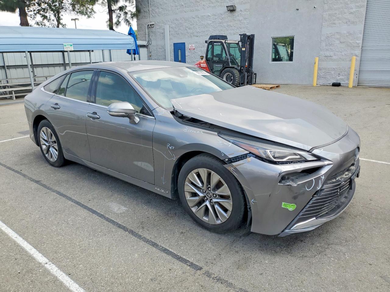 2022 Toyota Mirai Xle - Image 4