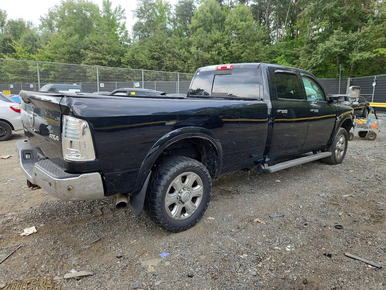 2014 Ram 2500 Laramie - Фото 3