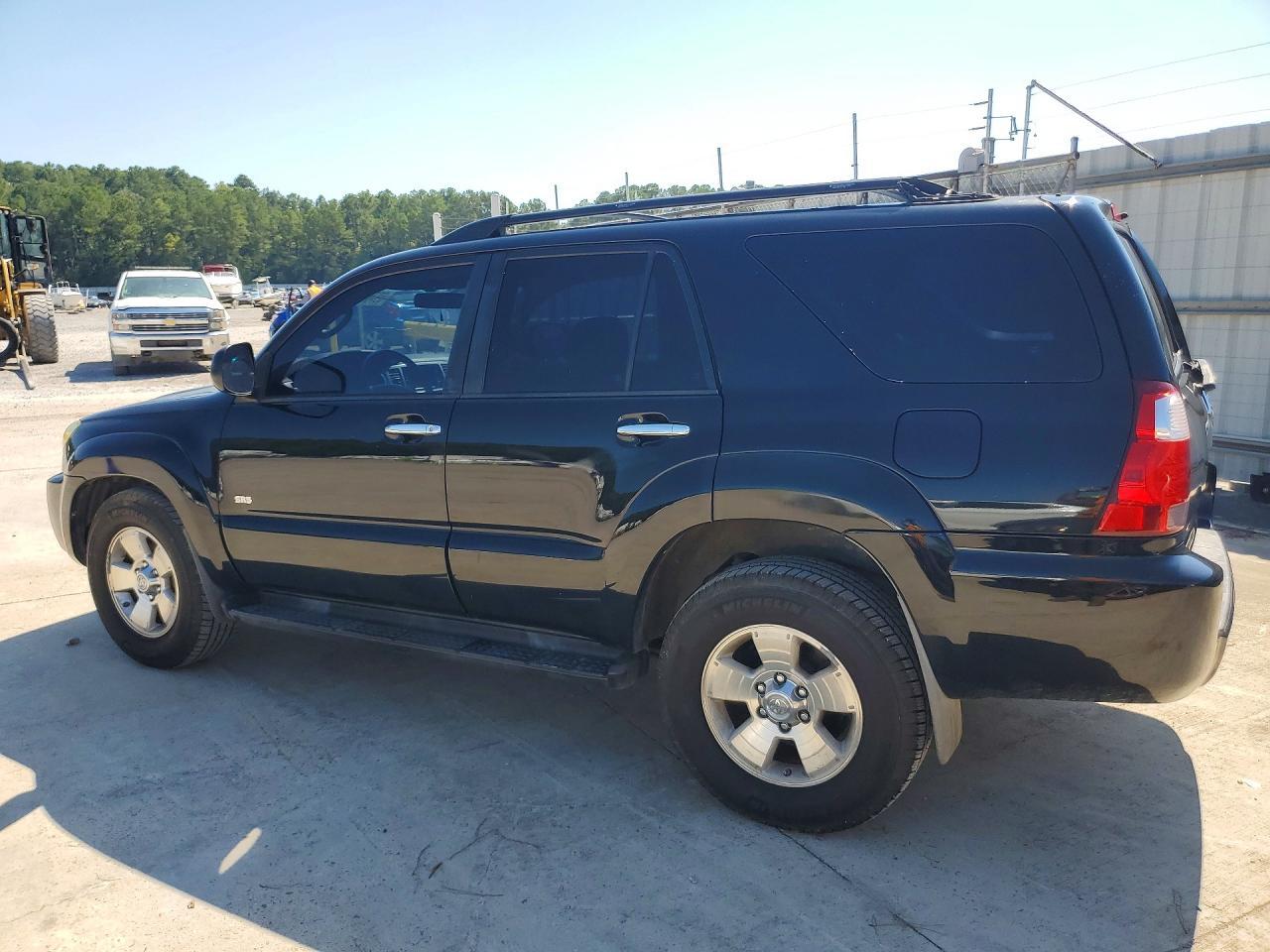2007 Toyota 4Runner Sr5 - Image 2