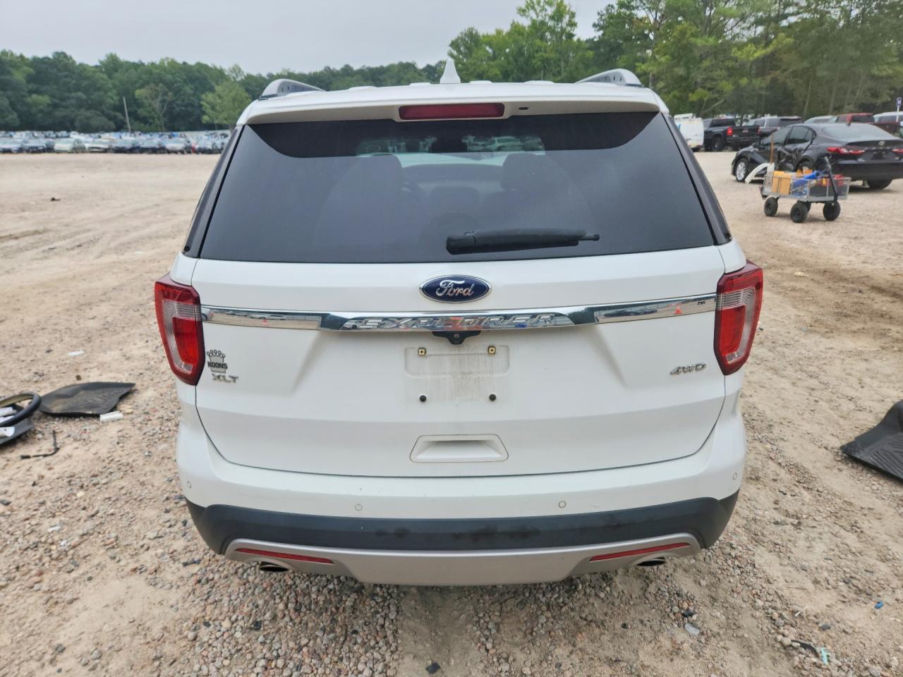 2017 Ford Explorer Xlt - Фото 6