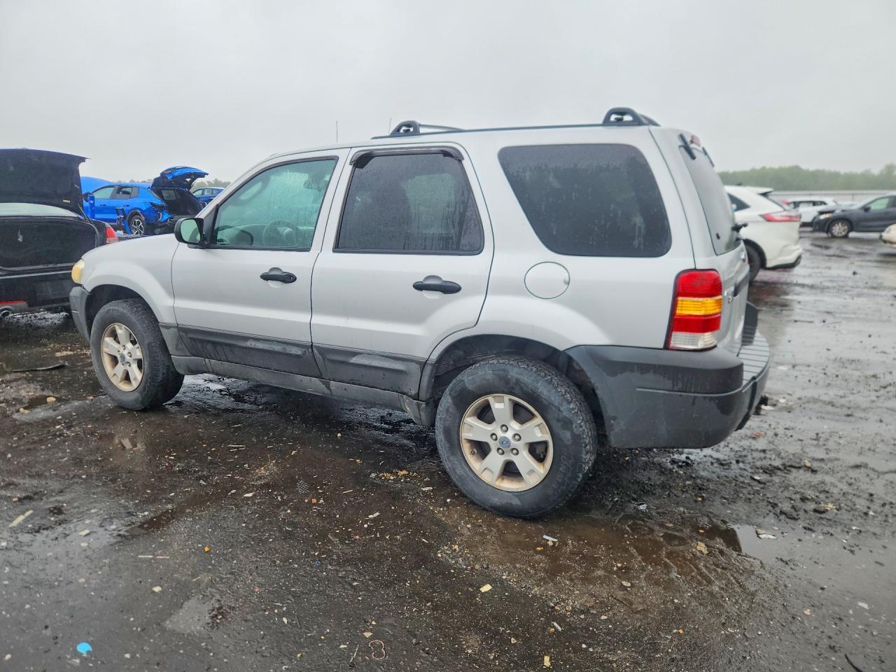 2005 Ford Escape Xlt - Фото 2