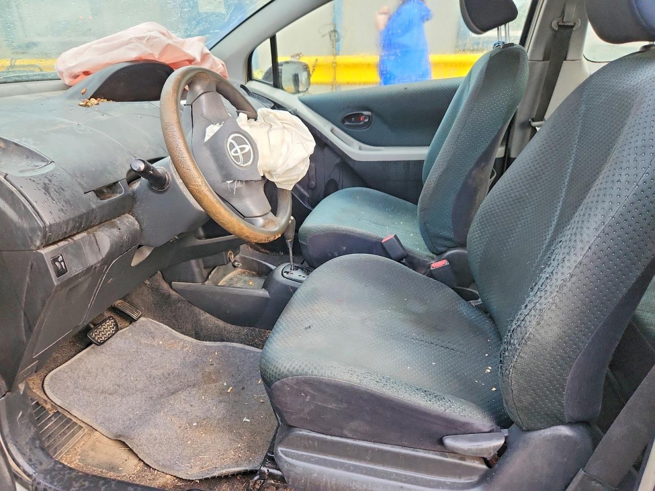 2007 Toyota Yaris Base - Фото 7