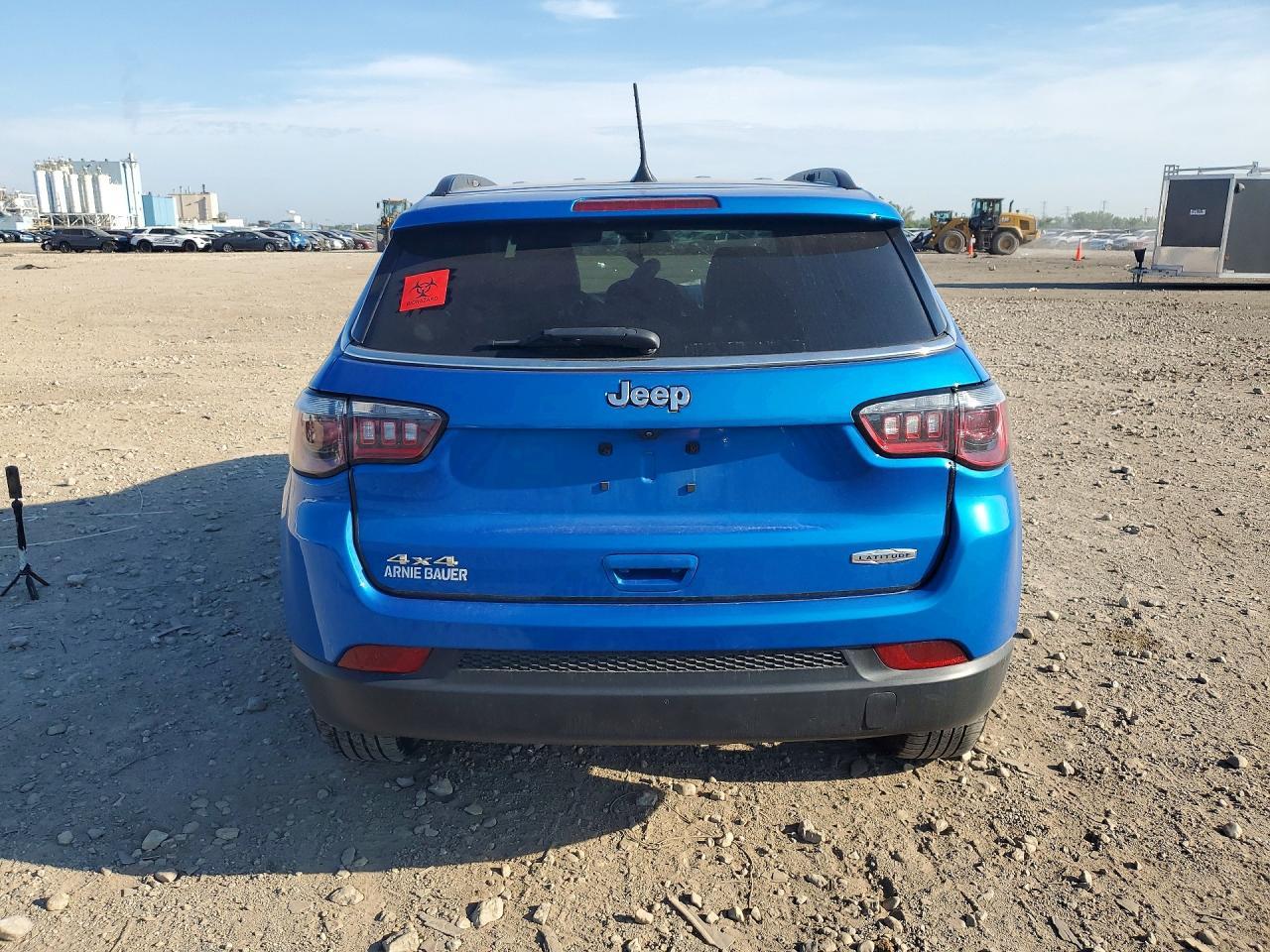 2022 Jeep Compass Latitude - Image 6