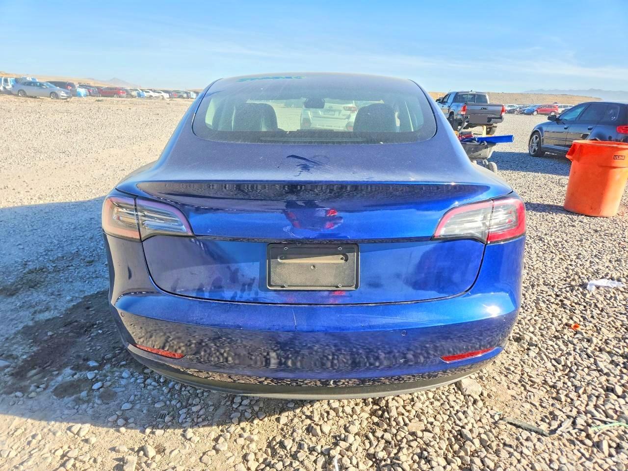 2022 Tesla Model 3 - Image 6