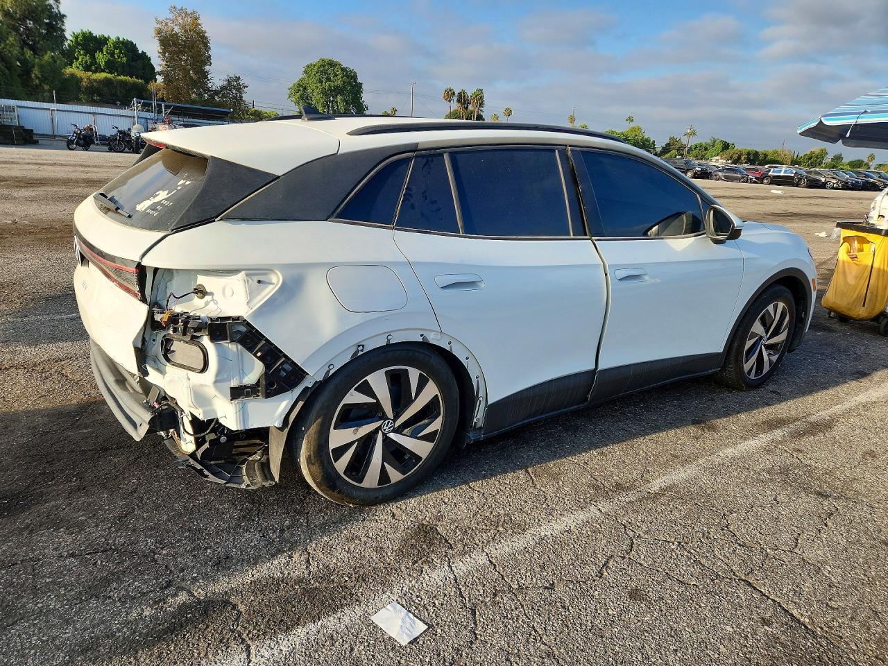 2024 Volkswagen Id.4 - Image 3