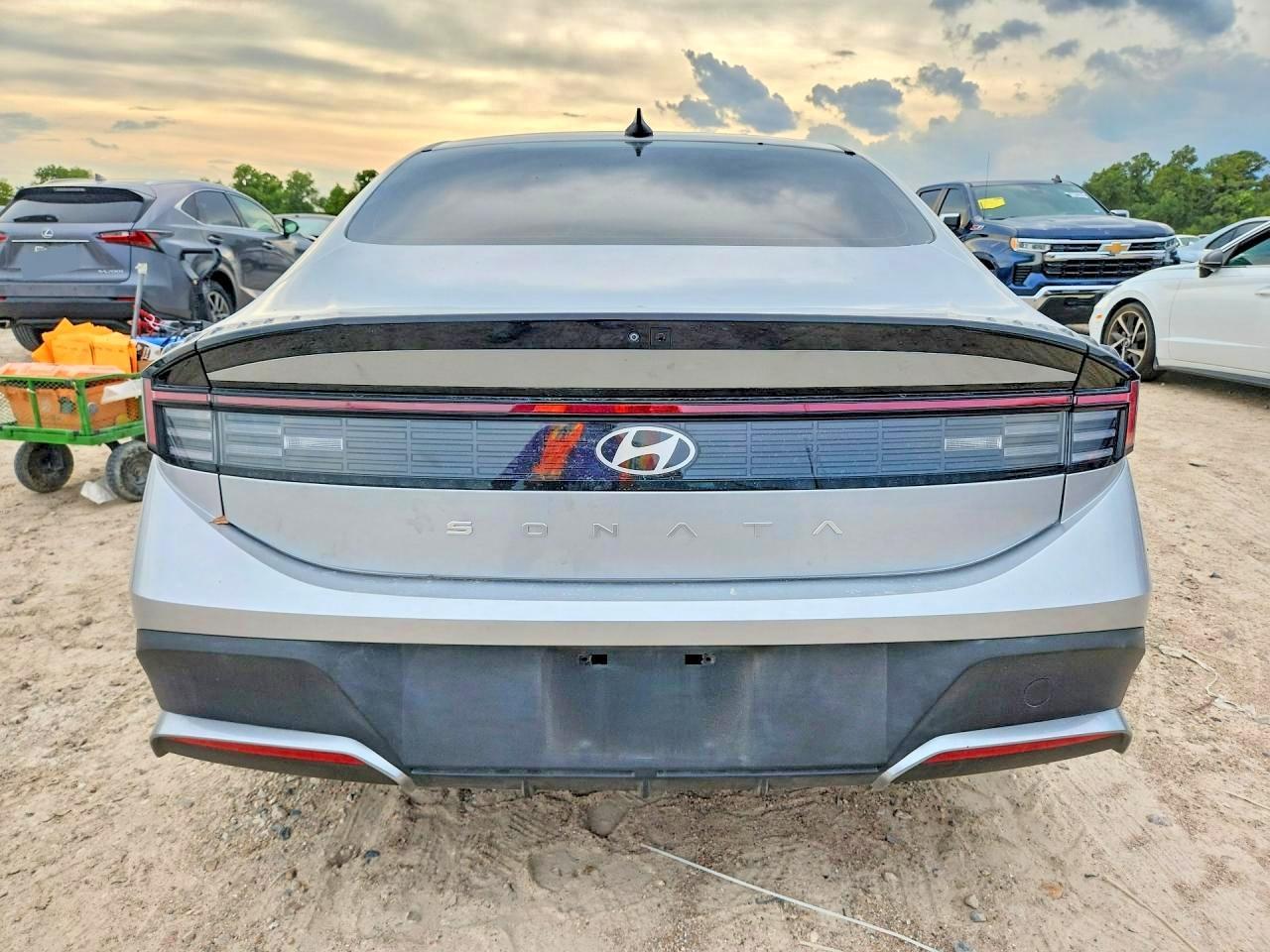 2025 Hyundai Sonata Se - Фото 6